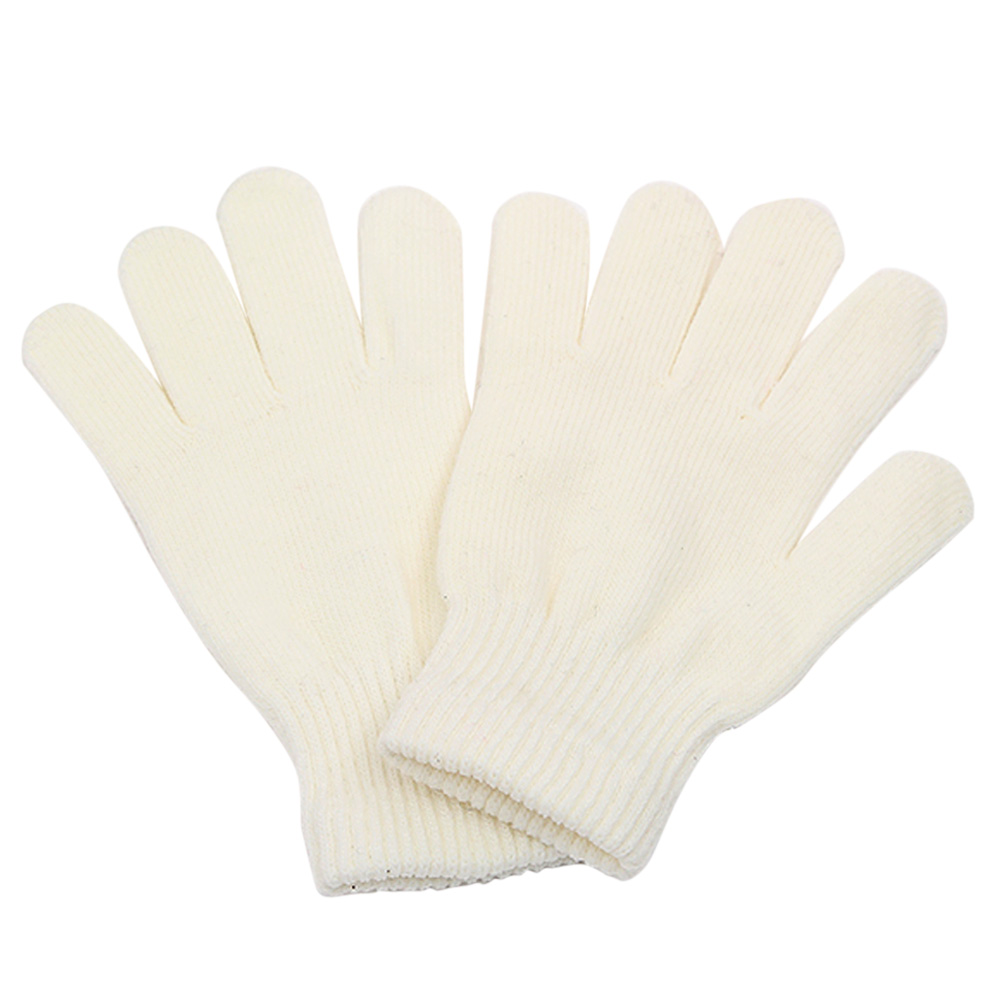 white knit gloves